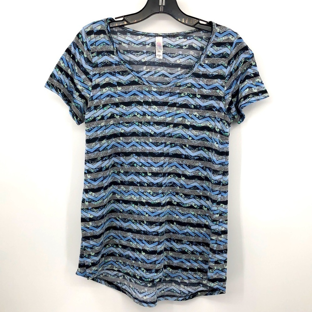 3/$25 LuLaRoe T-shirt Size XS